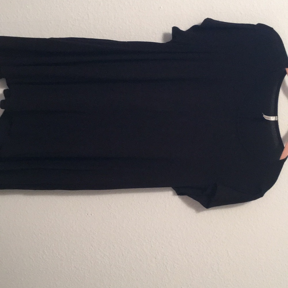 Black Tunic with pockets!